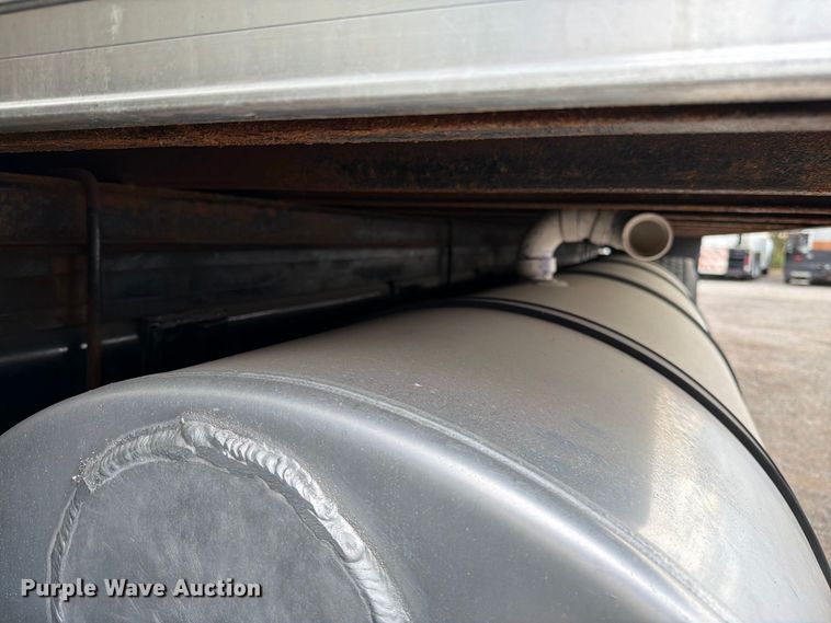 image for item FW3514 1996 Ford L8000 box truck