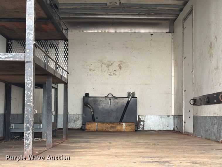 image for item FW3514 1996 Ford L8000 box truck