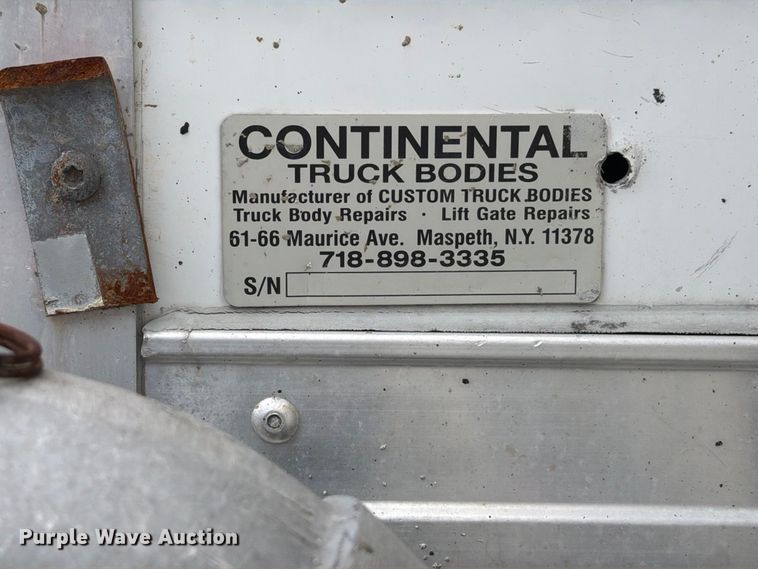 image for item FW3514 1996 Ford L8000 box truck