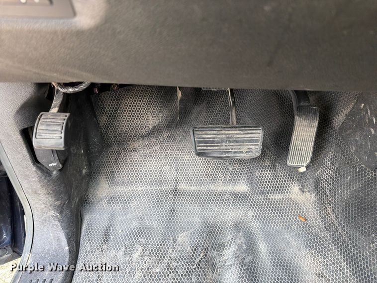image for item NA9517 2010 Chevrolet Silverado 1500 pickup truck