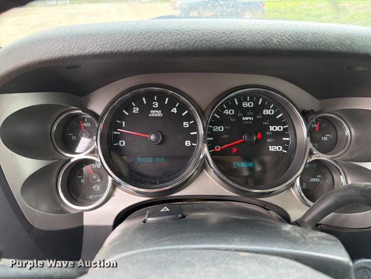 image for item NA9517 2010 Chevrolet Silverado 1500 pickup truck
