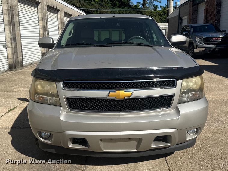 image for item ND9555 2009 Chevrolet Suburban SUV