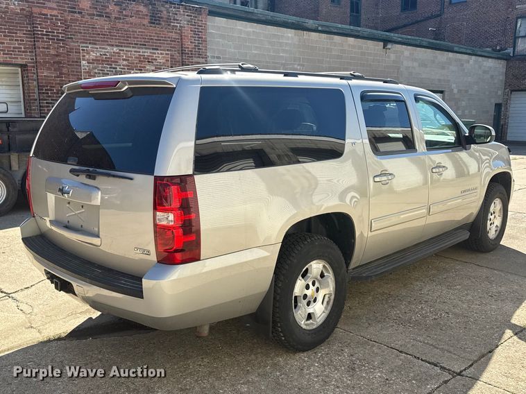 image for item ND9555 2009 Chevrolet Suburban SUV