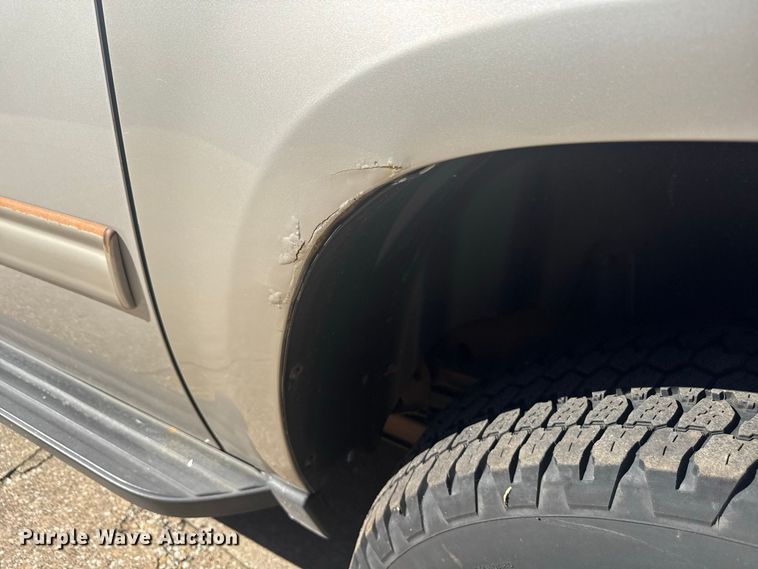 image for item ND9555 2009 Chevrolet Suburban SUV