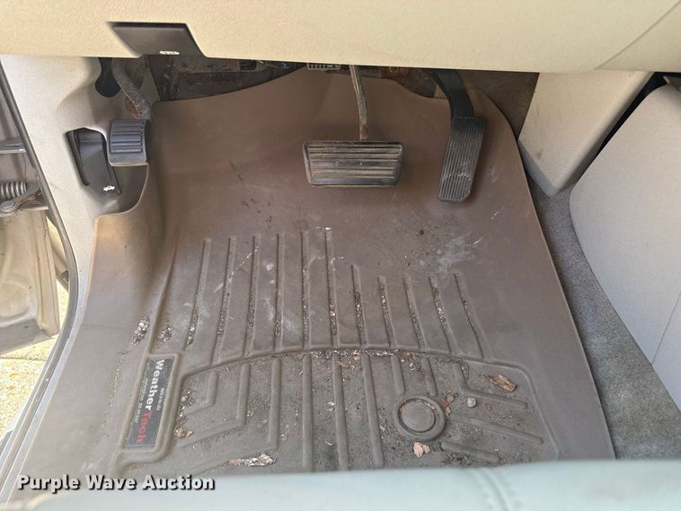 image for item ND9555 2009 Chevrolet Suburban SUV
