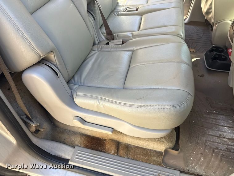image for item ND9555 2009 Chevrolet Suburban SUV