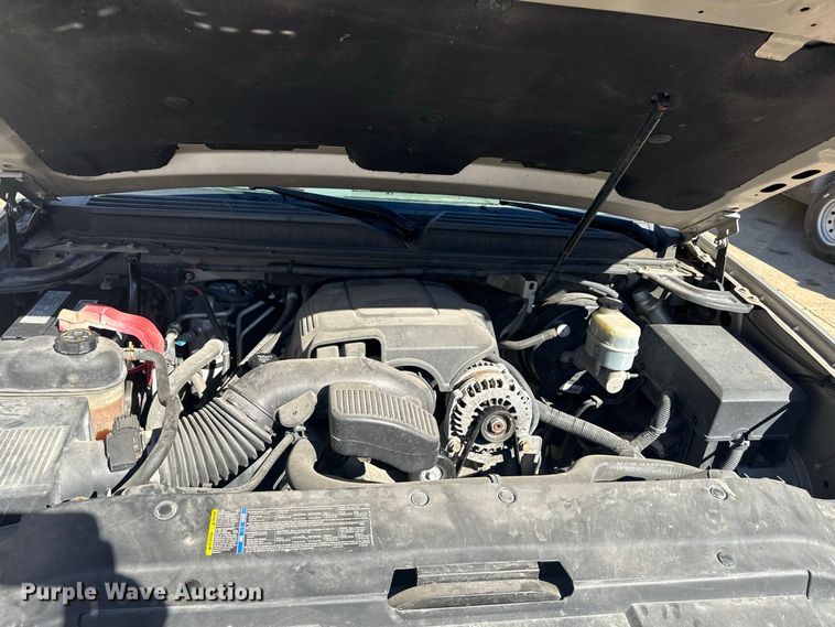 image for item ND9555 2009 Chevrolet Suburban SUV