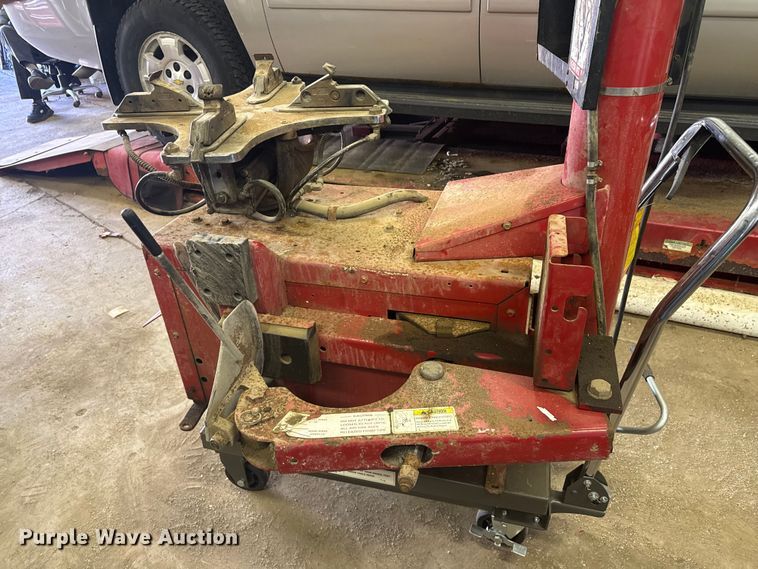 image for item ND9556 Coats Rim Clamp 5050AX tire changer