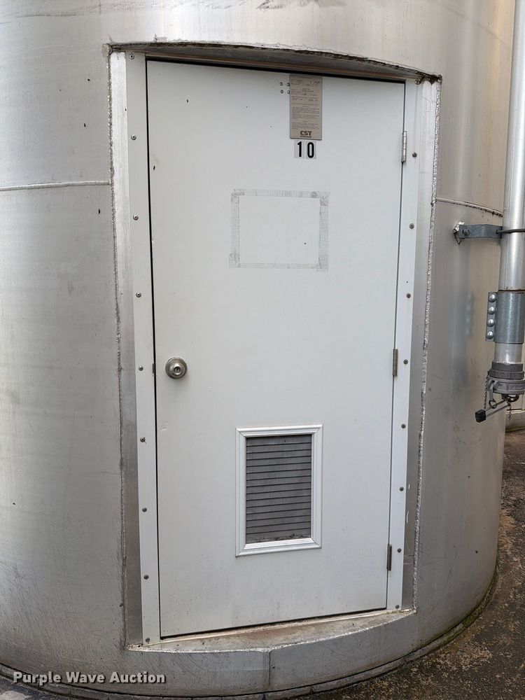 image for item NF9530 (2) CST Storage silos