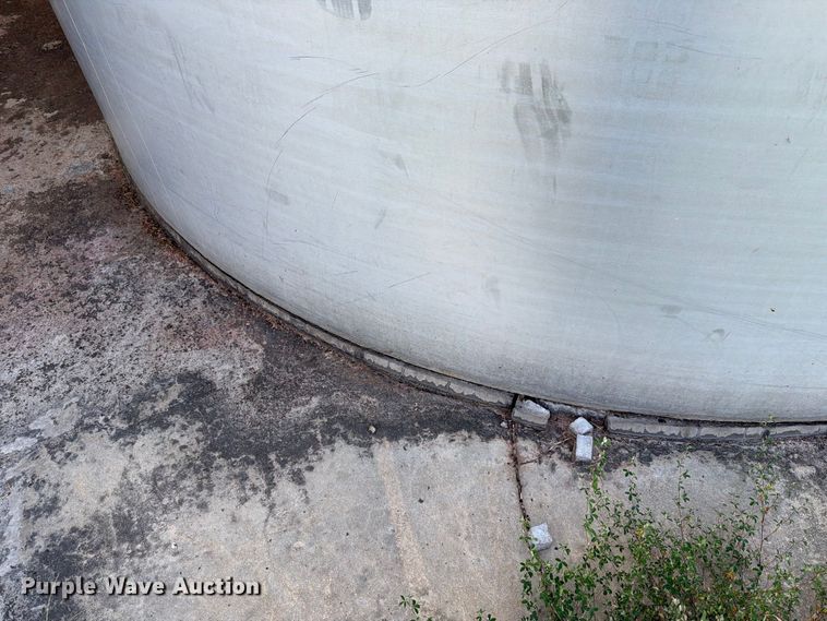 image for item NF9530 (2) CST Storage silos