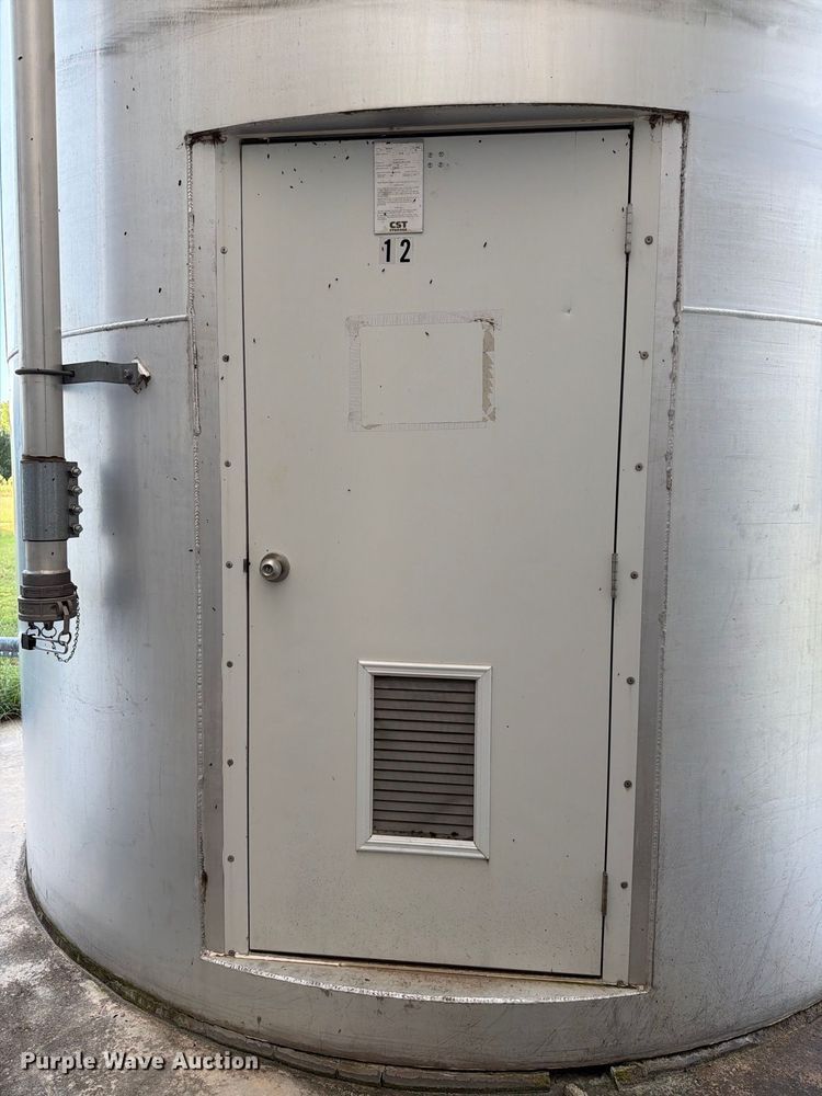 image for item NF9531 (2) CST Storage silos