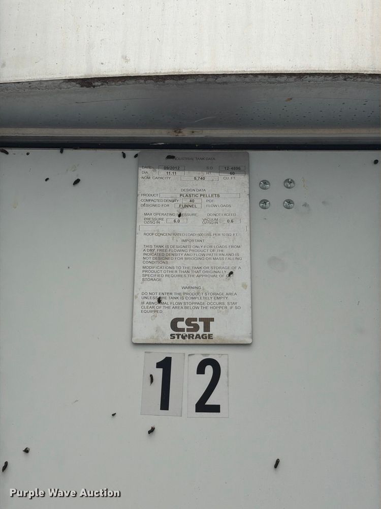 image for item NF9531 (2) CST Storage silos