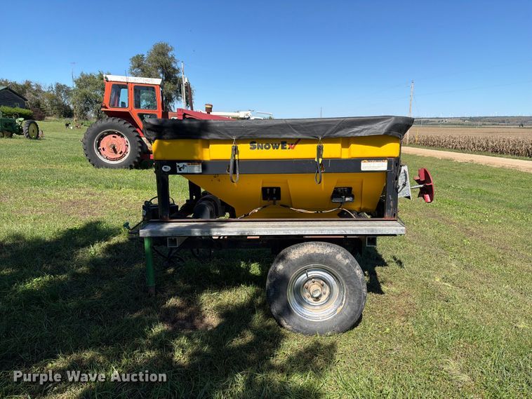 image for item NF9731 SnowEx  spreader trailer