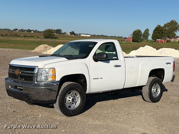 image for item OE9747 2012 Chevrolet Silverado 2500HD pickup truck