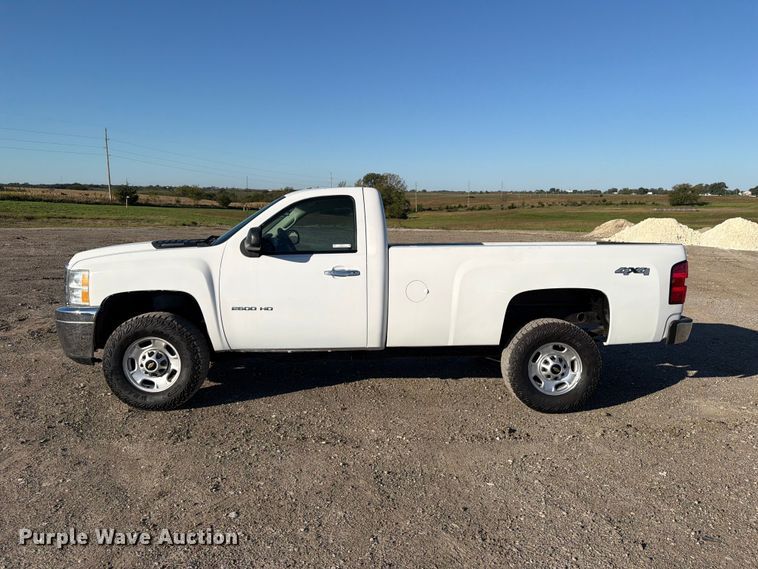 image for item OE9747 2012 Chevrolet Silverado 2500HD pickup truck