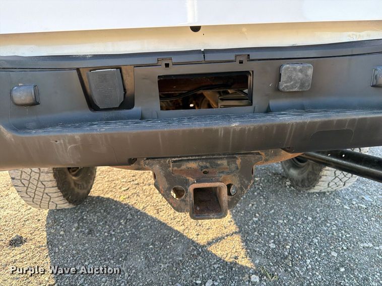 image for item OE9747 2012 Chevrolet Silverado 2500HD pickup truck