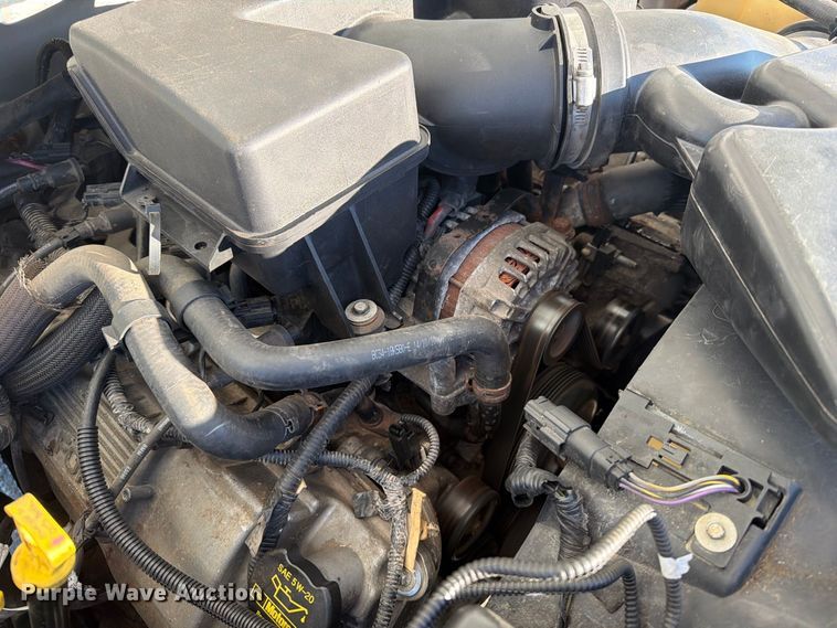 image for item OE9748 2011 Ford F350 Super Duty pickup truck