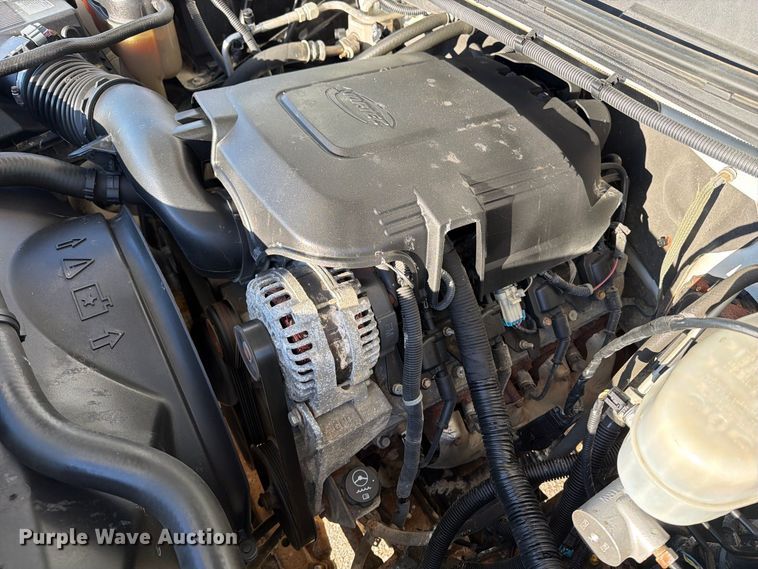 image for item OE9749 2010 Chevrolet Silverado 2500HD pickup truck