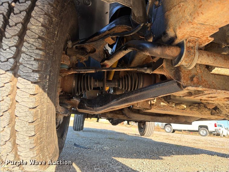 image for item OE9749 2010 Chevrolet Silverado 2500HD pickup truck