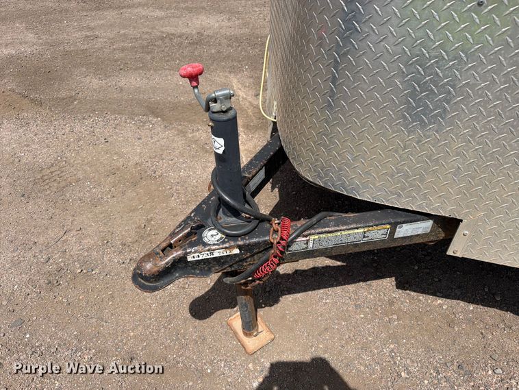 image for item YA3433 2014 Doolittle FD-304 enclosed cargo trailer