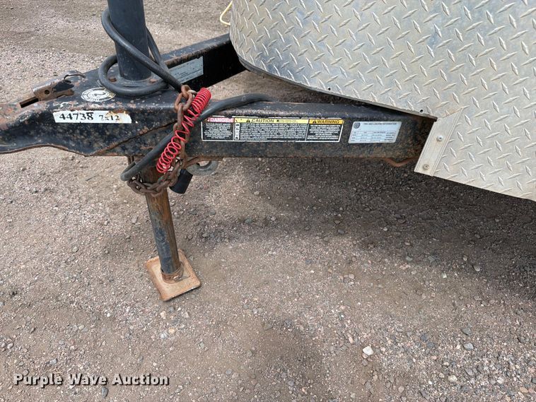 image for item YA3433 2014 Doolittle FD-304 enclosed cargo trailer