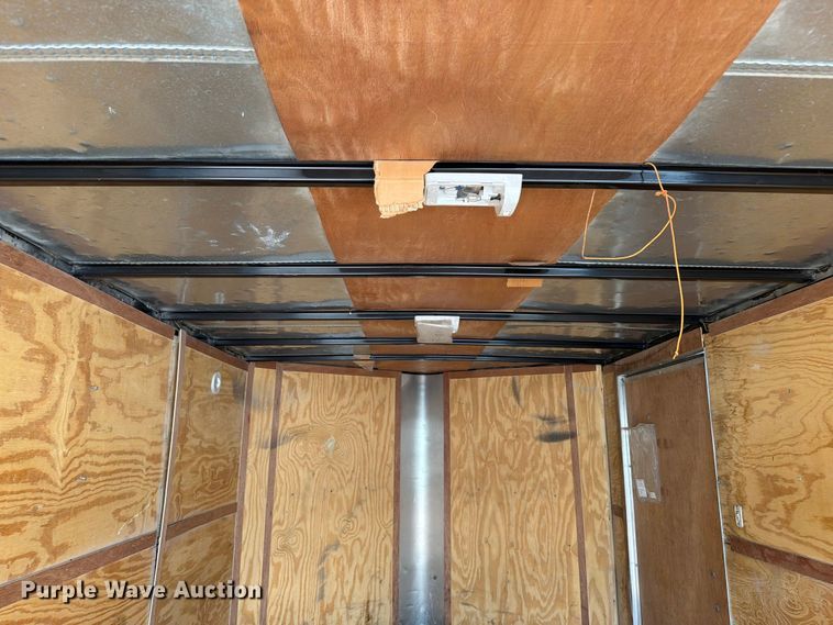 image for item YA3433 2014 Doolittle FD-304 enclosed cargo trailer