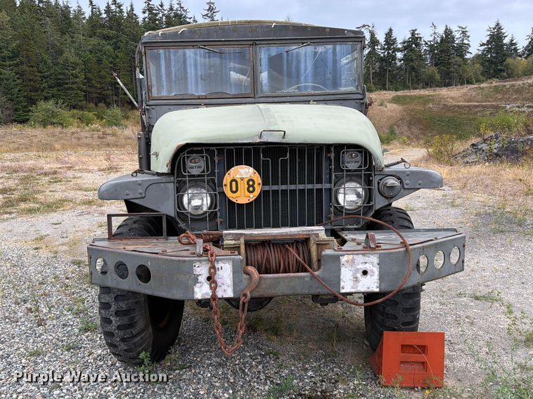 image for item YA4647 1952 GMC General flatbed truck