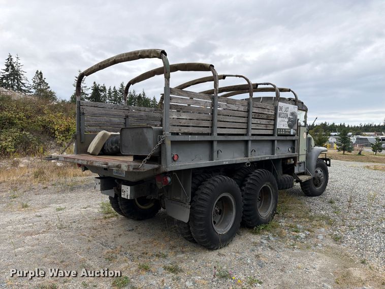 image for item YA4647 1952 GMC General flatbed truck