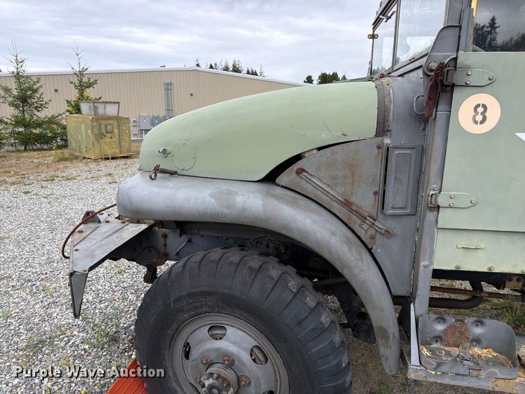 image for item YA4647 1952 GMC General flatbed truck