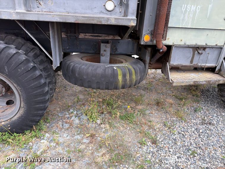 image for item YA4647 1952 GMC General flatbed truck