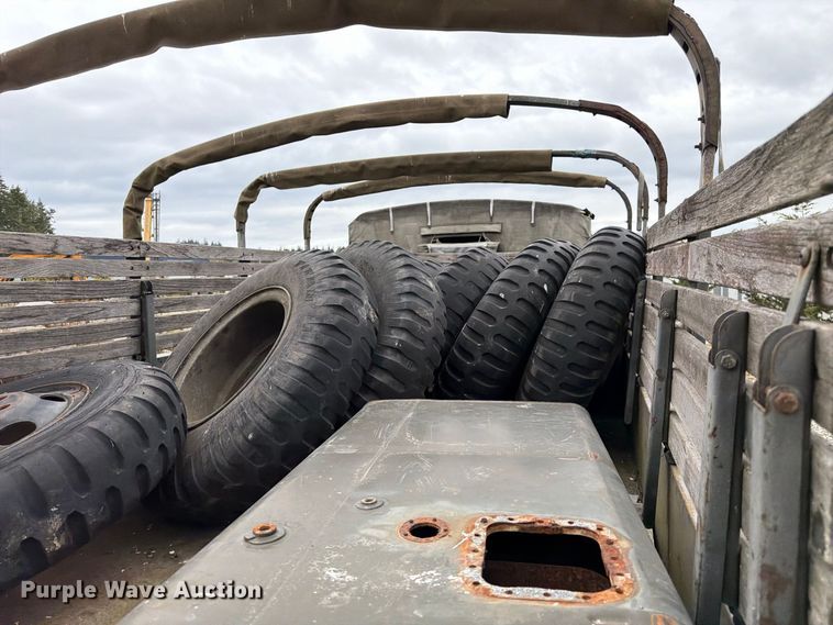 image for item YA4647 1952 GMC General flatbed truck