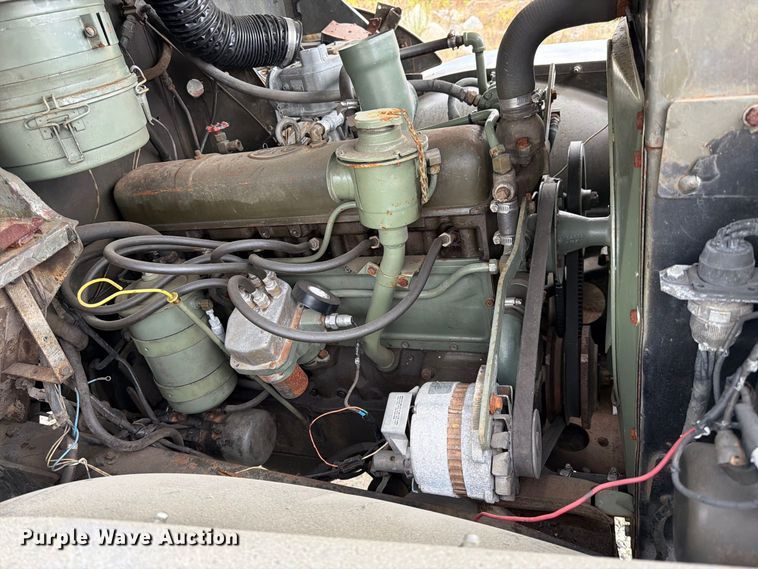 image for item YA4647 1952 GMC General flatbed truck