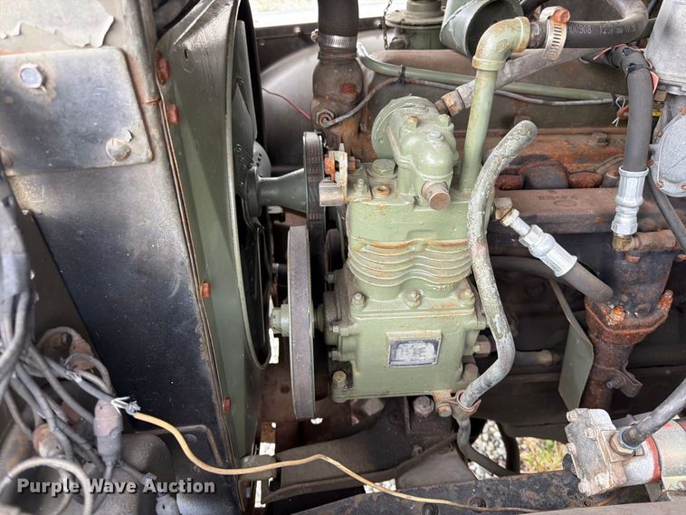 image for item YA4647 1952 GMC General flatbed truck