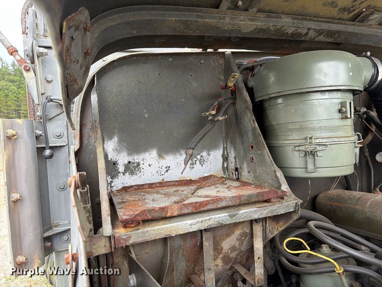 image for item YA4647 1952 GMC General flatbed truck