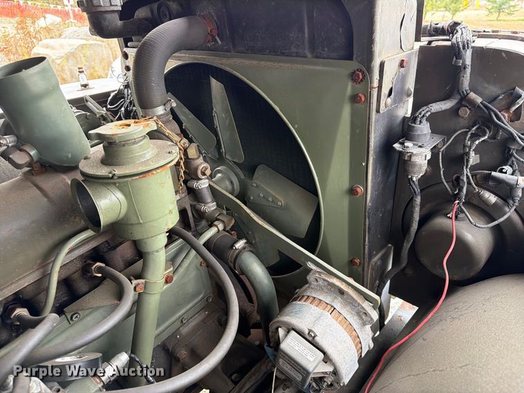 image for item YA4647 1952 GMC General flatbed truck