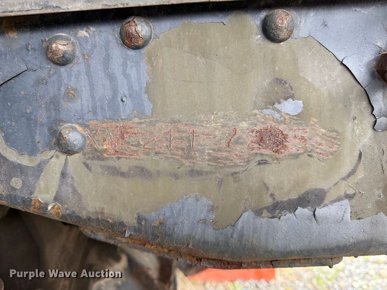 image for item YA4647 1952 GMC General flatbed truck