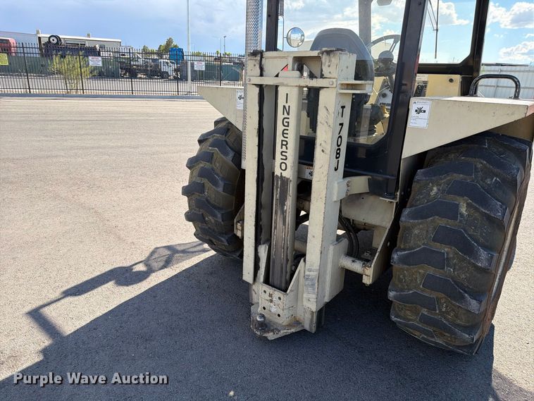image for item YA4743 2007 Ingersoll Rand T-708J tow tractor