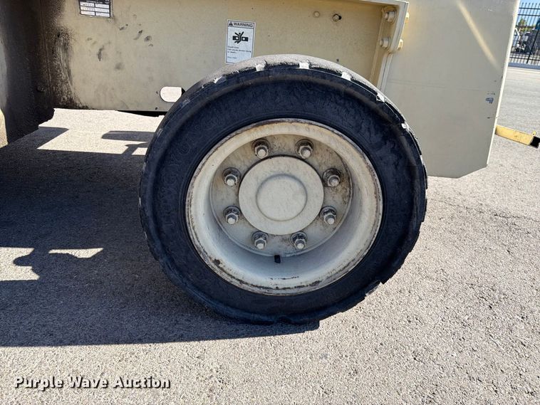 image for item YA4743 2007 Ingersoll Rand T-708J tow tractor