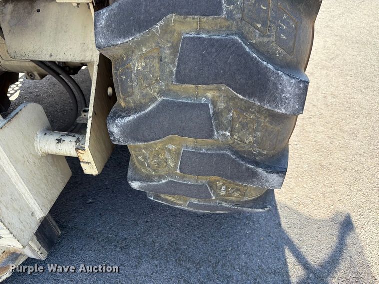 image for item YA4743 2007 Ingersoll Rand T-708J tow tractor