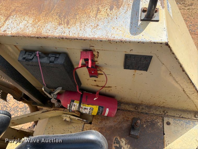 image for item YA4744 Ingersoll Rand RT708J tow tractor
