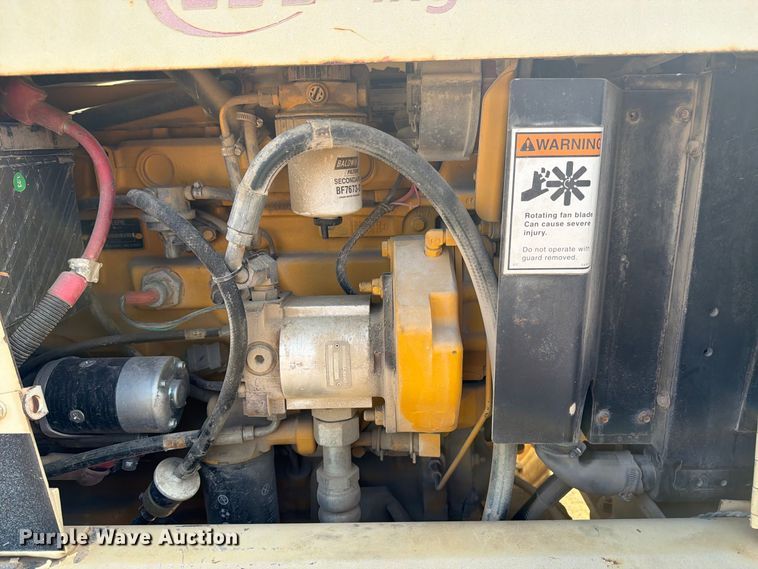 image for item YA4744 Ingersoll Rand RT708J tow tractor