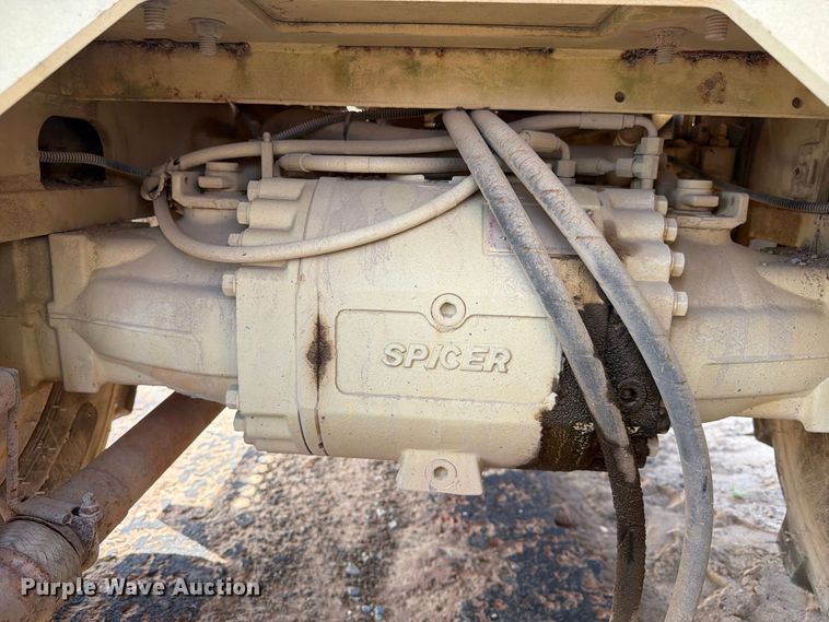 image for item YA4744 Ingersoll Rand RT708J tow tractor