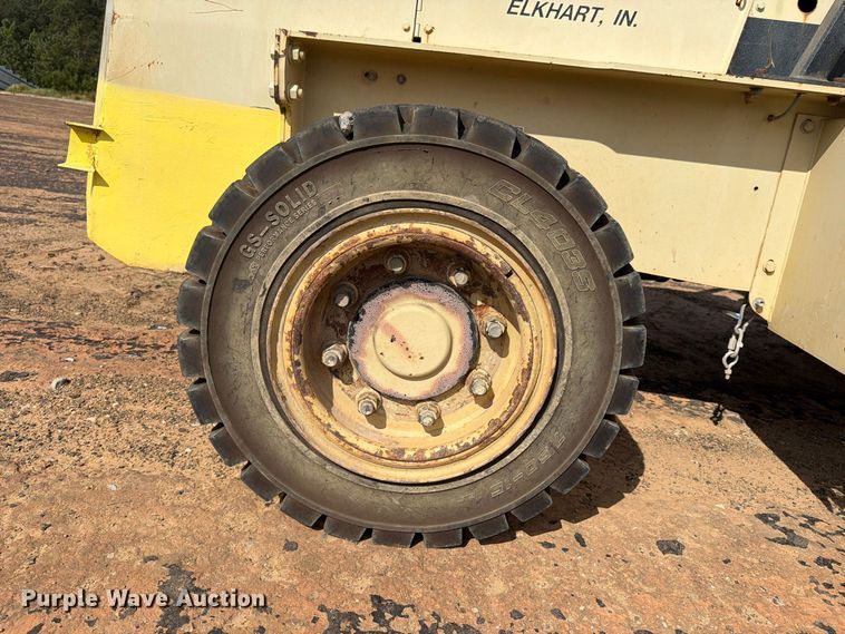 image for item YA4744 Ingersoll Rand RT708J tow tractor