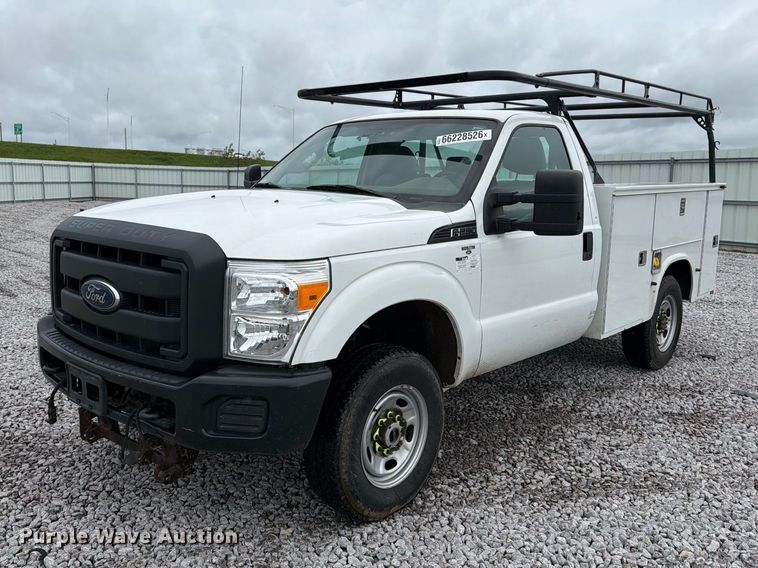 image for item YA4758 2012 Ford F250 Super Duty utility bed pickup truck