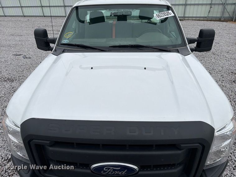 image for item YA4758 2012 Ford F250 Super Duty utility bed pickup truck