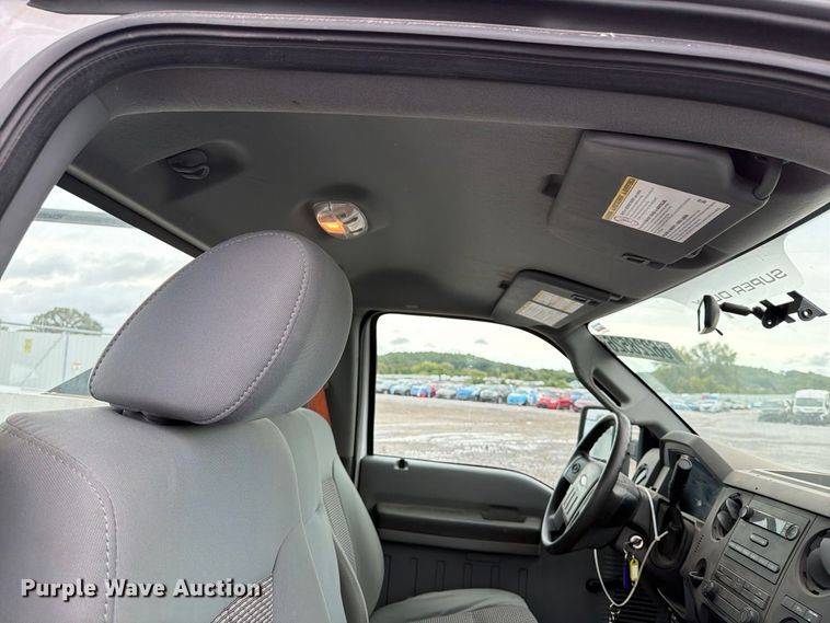 image for item YA4758 2012 Ford F250 Super Duty utility bed pickup truck
