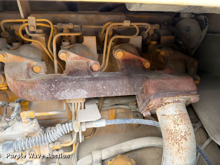 image for item YA4922 1992 Ingersoll-Rand T-708J tow tractor