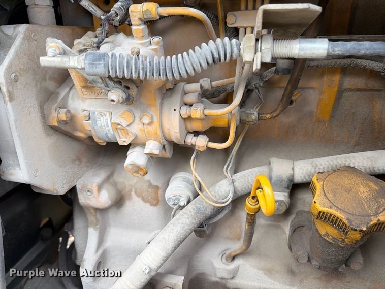 image for item YA4922 1992 Ingersoll-Rand T-708J tow tractor