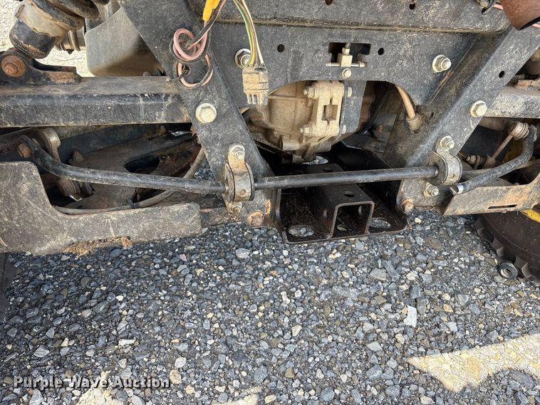 image for item YA4959 2015 John Deere 855E DSL XUV utility vehicle