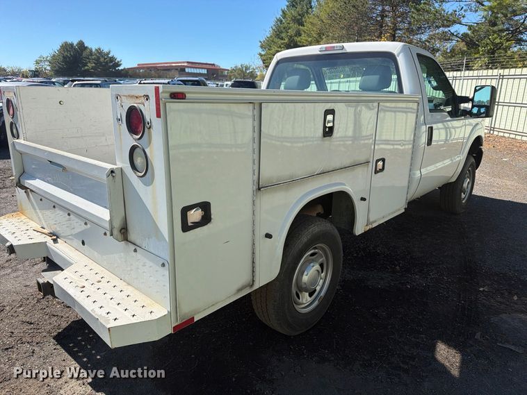 image for item YA5121 2015 Ford F250 Super Duty utility bed pickup truck